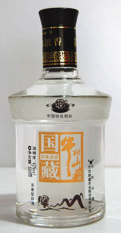 品味京韵——42度牛栏山京味浓香白酒详解